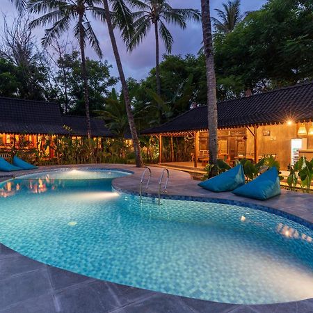 Tahlia'S Villa Sorongjukung Exterior photo