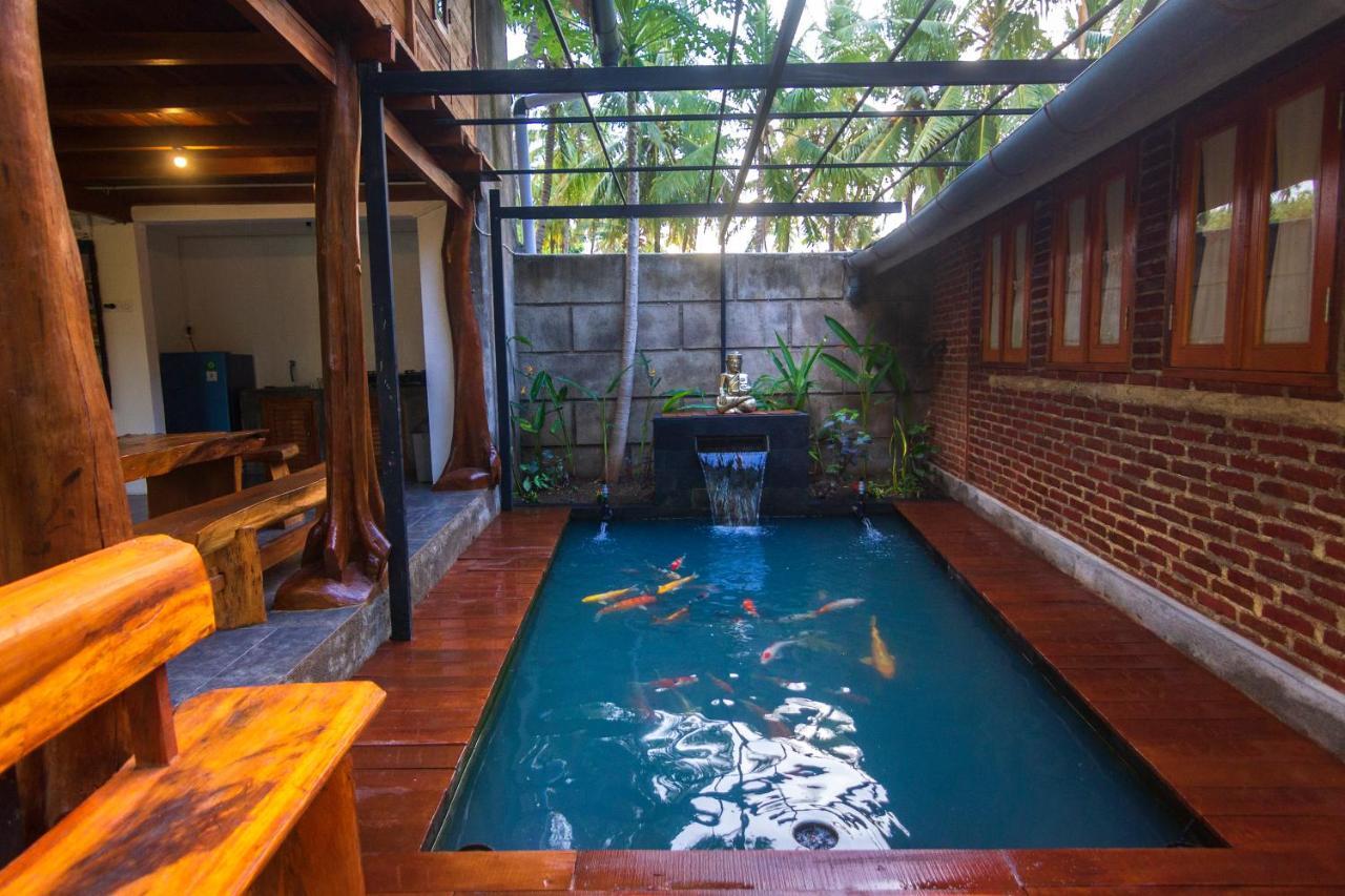 Tahlia'S Villa Sorongjukung Exterior photo