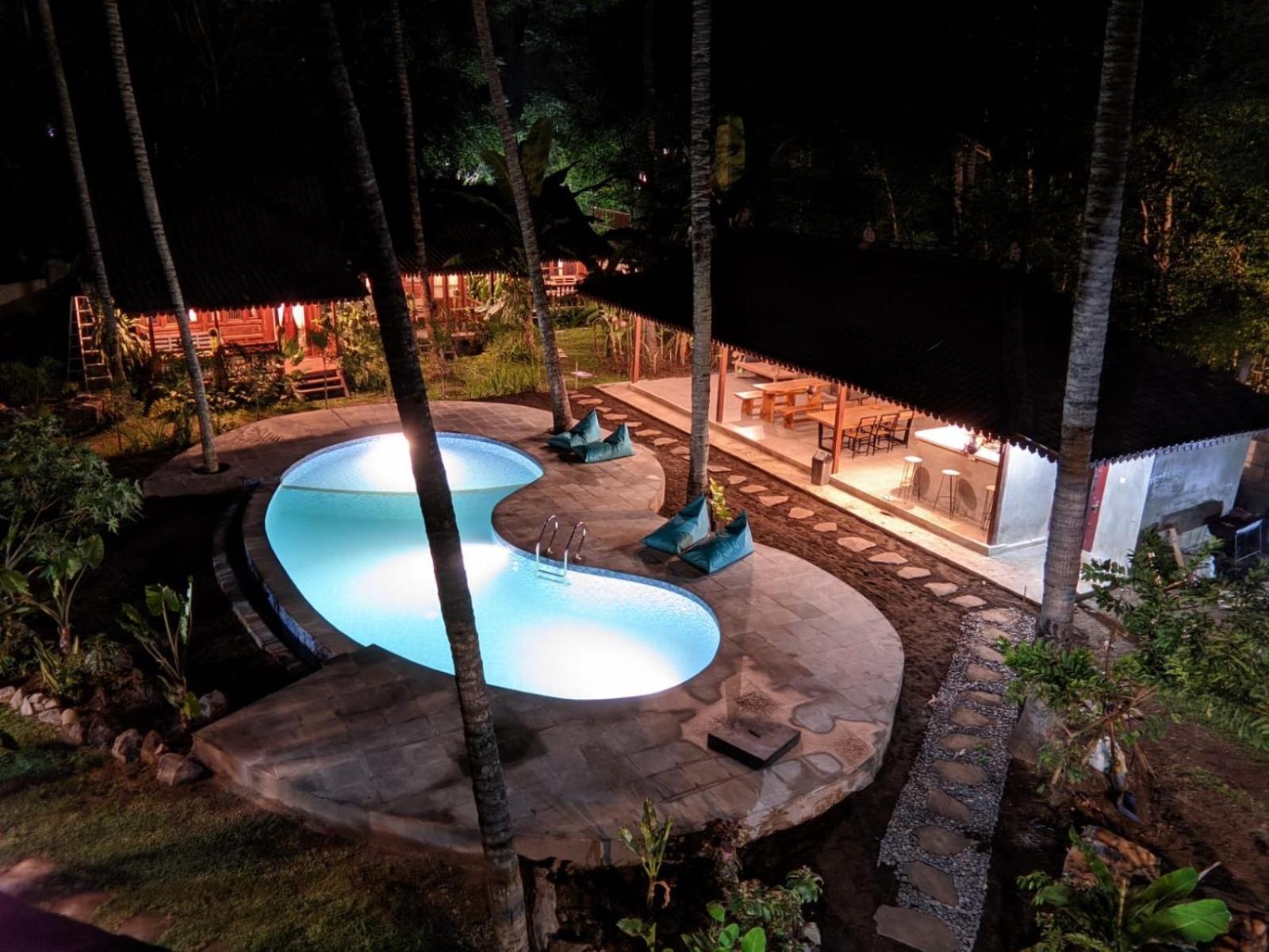 Tahlia'S Villa Sorongjukung Exterior photo