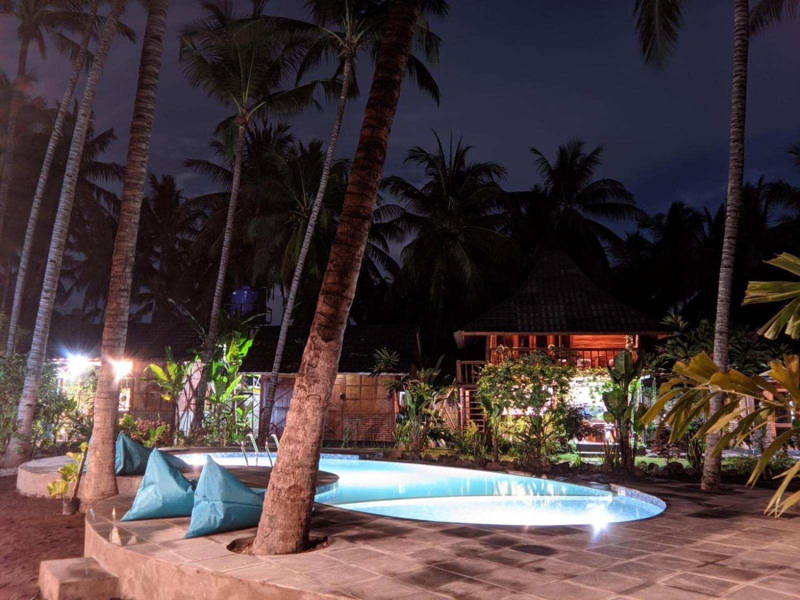 Tahlia'S Villa Sorongjukung Exterior photo