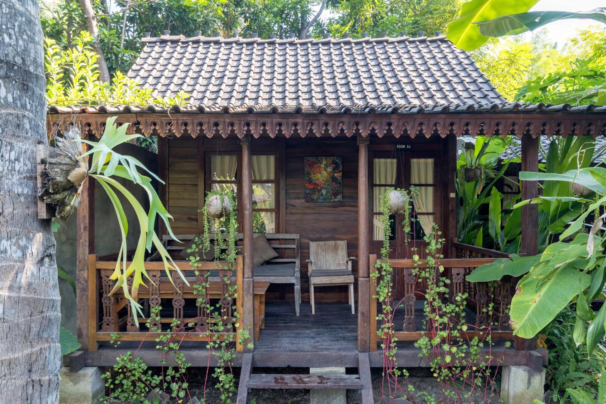Tahlia'S Villa Sorongjukung Exterior photo